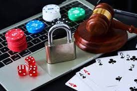Meja permainan blackjack langsung dengan dealer dan antarmuka taruhan interaktif